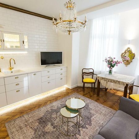 Luxury Apartment Pod Zyrandolem Krakow Ngoại thất bức ảnh