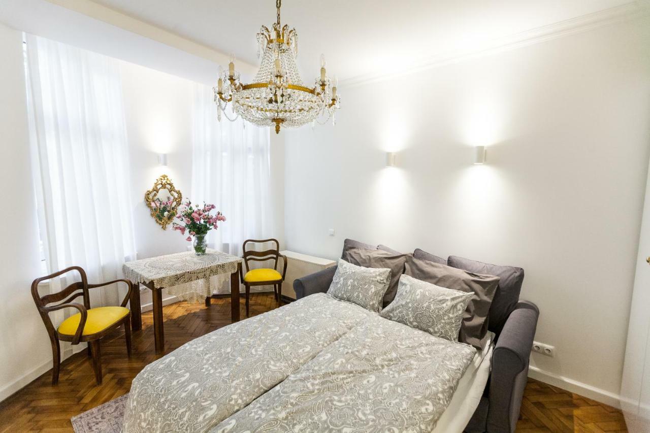 Luxury Apartment Pod Zyrandolem Krakow Ngoại thất bức ảnh